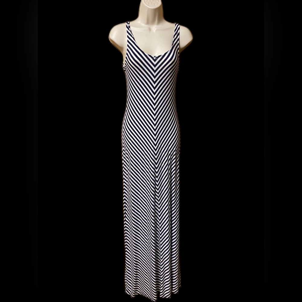 💙🤍Merona Long Maxi Navy & White V Neck S